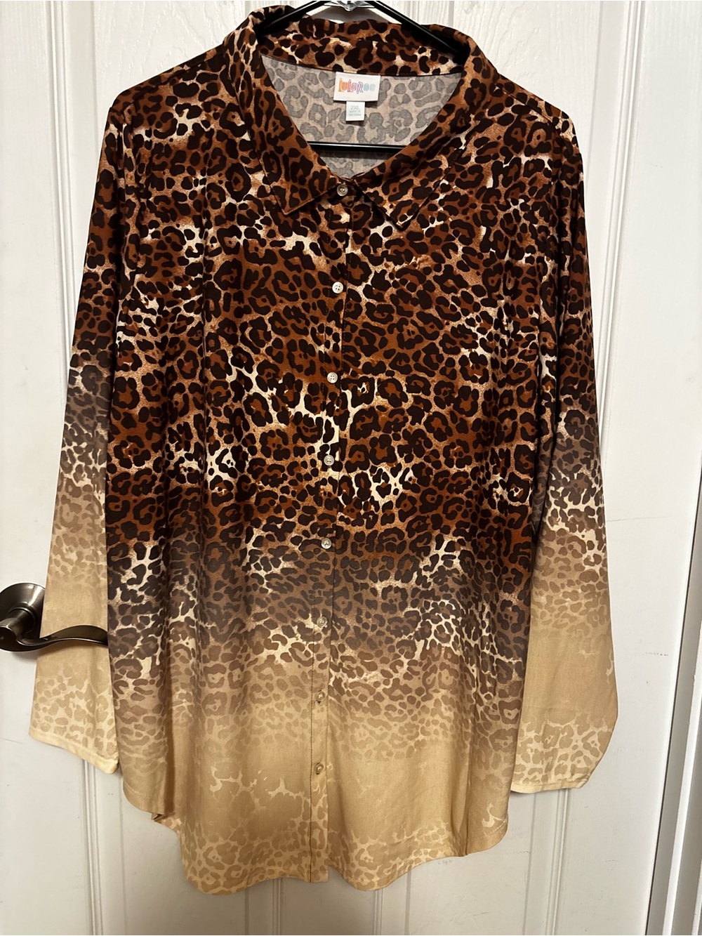 Lularoe Like New 2XL Valentina Button Long Sleeve Cheetah Ombre Black Brown